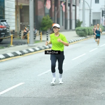 Runner Photo 8624768