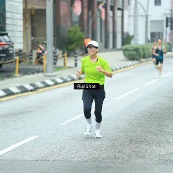 Runner Photo 8624769
