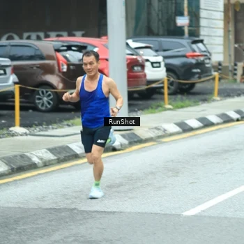 Runner Photo 8624781