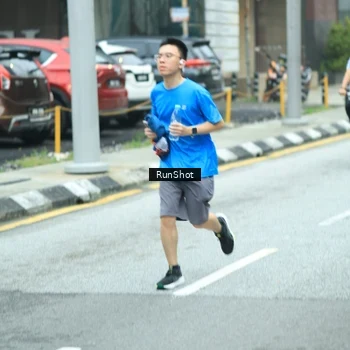 Runner Photo 8624797