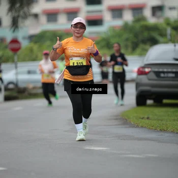 Runner Photo 8624802