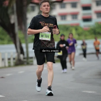 Runner Photo 8624807