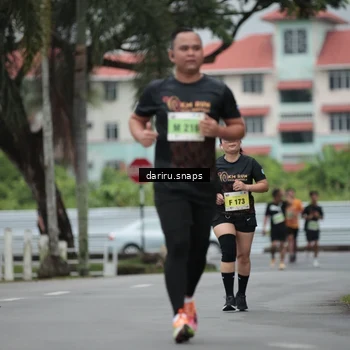 Runner Photo 8624814
