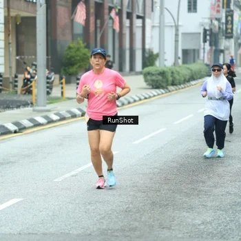 Runner Photo 8624816