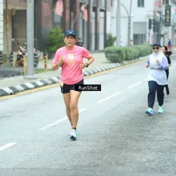 Runner Photo 8624817