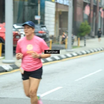 Runner Photo 8624834
