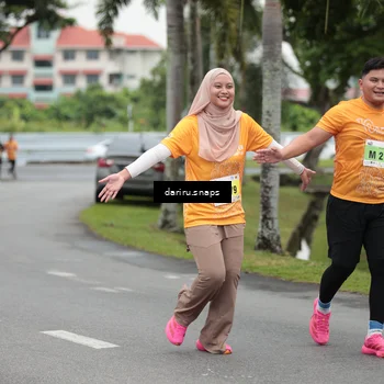 Runner Photo 8624842