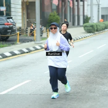 Runner Photo 8624848