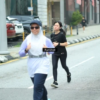 Runner Photo 8624855