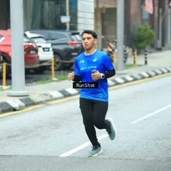 Runner Photo 8624869