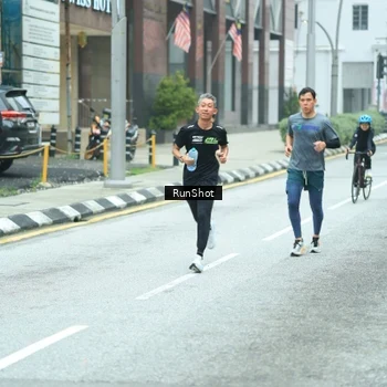Runner Photo 8624890