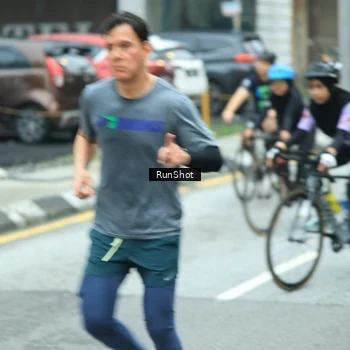Runner Photo 8624916
