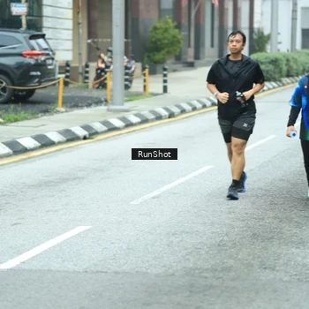 Runner Photo 8624929