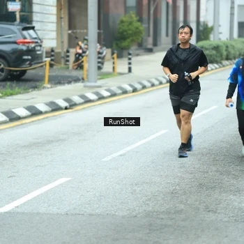 Runner Photo 8624931