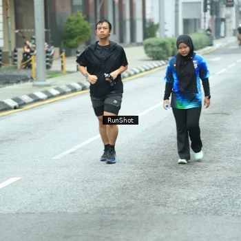 Runner Photo 8624934
