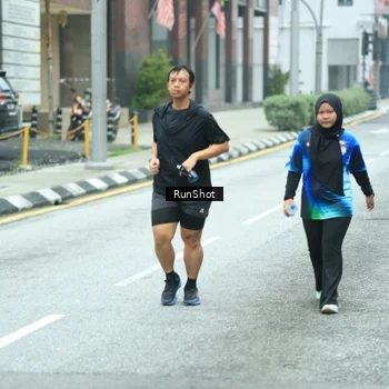 Runner Photo 8624937