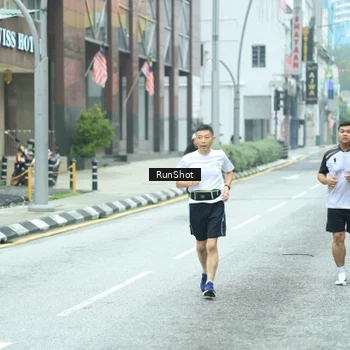 Runner Photo 8624948