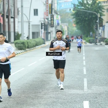 Runner Photo 8624955
