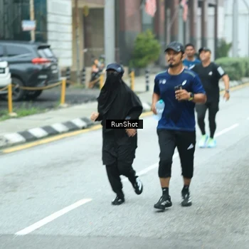 Runner Photo 8624960
