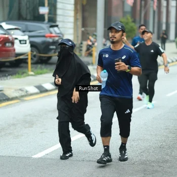 Runner Photo 8624964