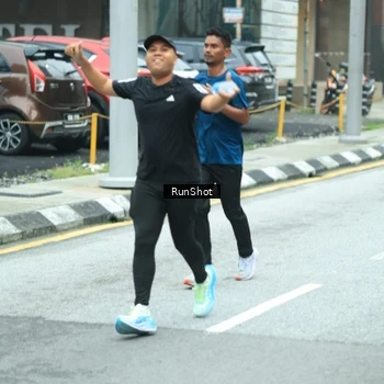 Runner Photo 8624974