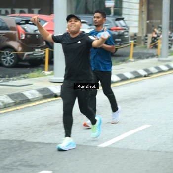 Runner Photo 8624975