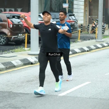 Runner Photo 8624976