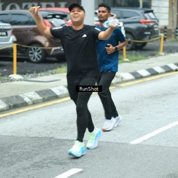Runner Photo 8624977