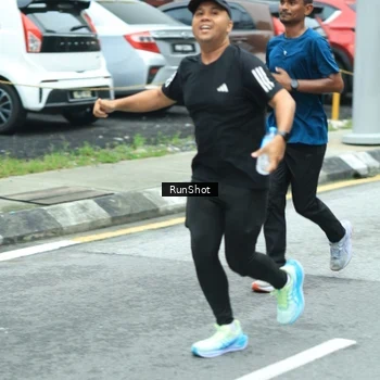 Runner Photo 8624981