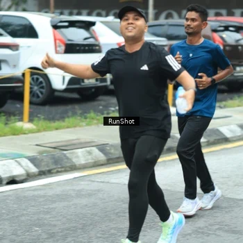 Runner Photo 8624983