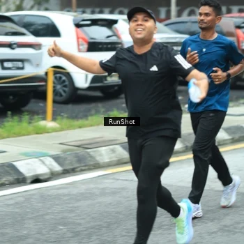 Runner Photo 8624984