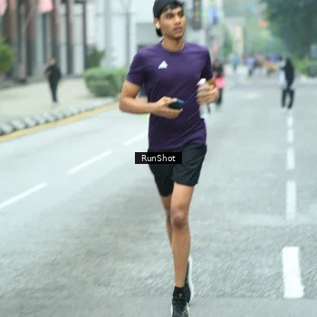 Runner Photo 8624996