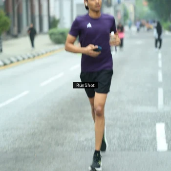 Runner Photo 8624998