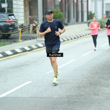 Runner Photo 8625000