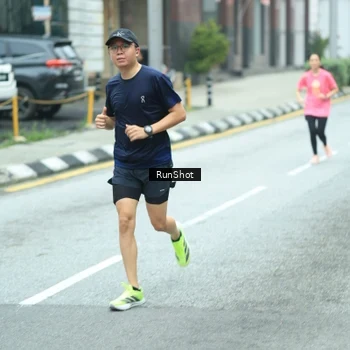 Runner Photo 8625005