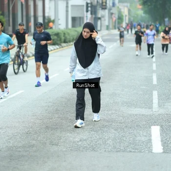 Runner Photo 8625027