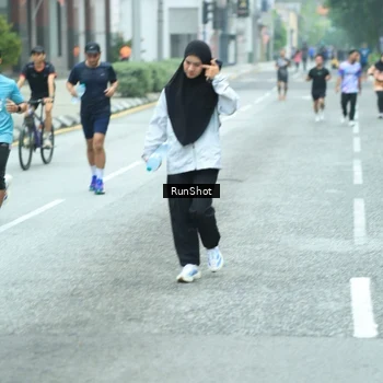 Runner Photo 8625029