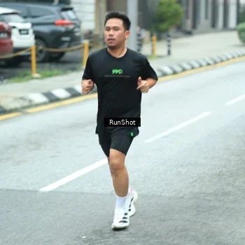 Runner Photo 8625037