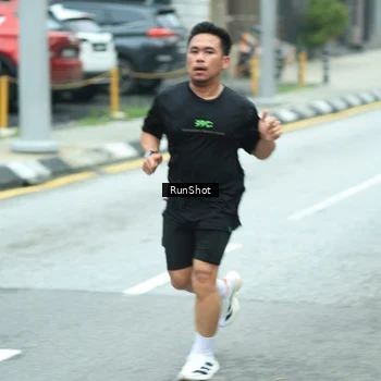 Runner Photo 8625038
