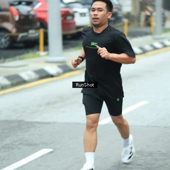 Runner Photo 8625040