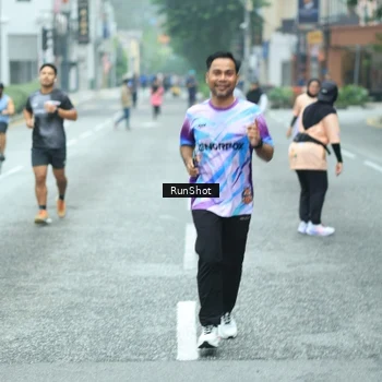 Runner Photo 8625048