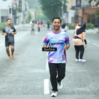 Runner Photo 8625050