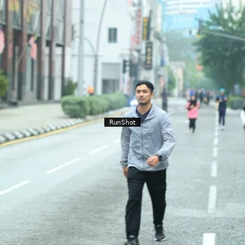 Runner Photo 8625073