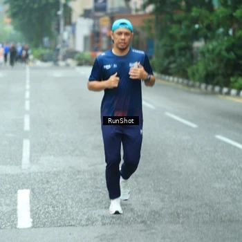 Runner Photo 8625098