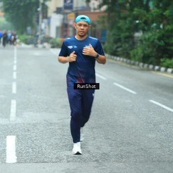 Runner Photo 8625099