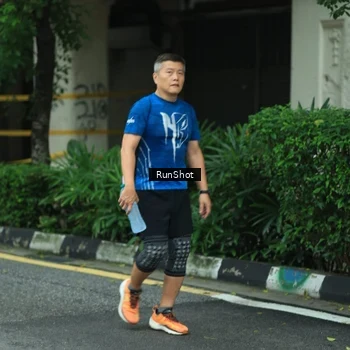Runner Photo 8625101