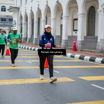 Runner Photo 8625242