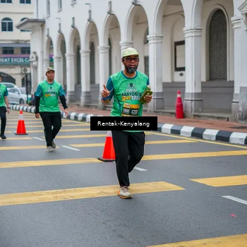 Runner Photo 8625255