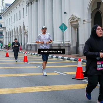 Runner Photo 8625275