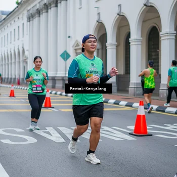 Runner Photo 8625280